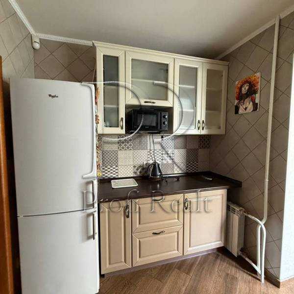 Продажа 3-комнатной квартиры 82 м², Героев Сталинграда просп., 60