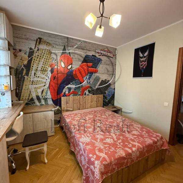 Продажа 3-комнатной квартиры 82 м², Героев Сталинграда просп., 60