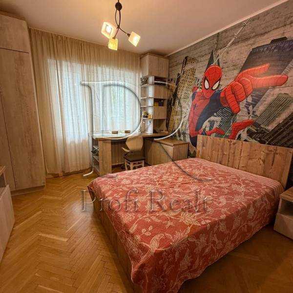 Продажа 3-комнатной квартиры 82 м², Героев Сталинграда просп., 60