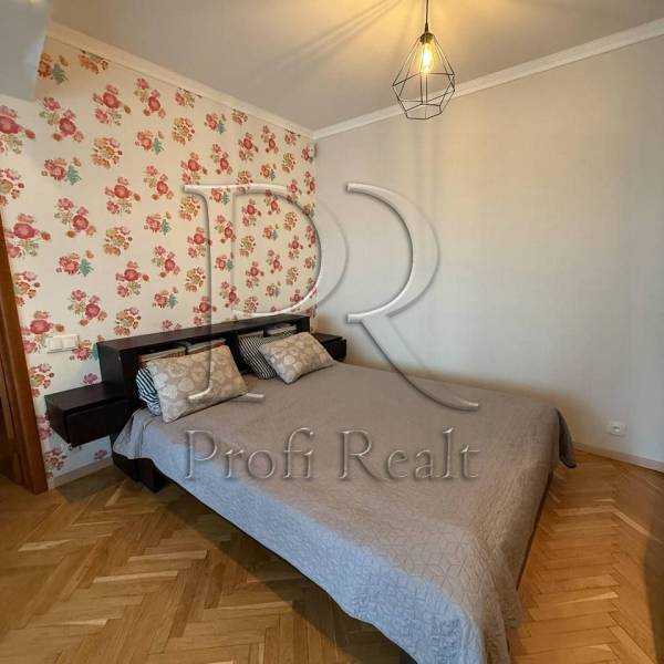Продажа 3-комнатной квартиры 82 м², Героев Сталинграда просп., 60