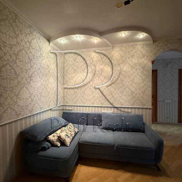 Продажа 3-комнатной квартиры 82 м², Героев Сталинграда просп., 60