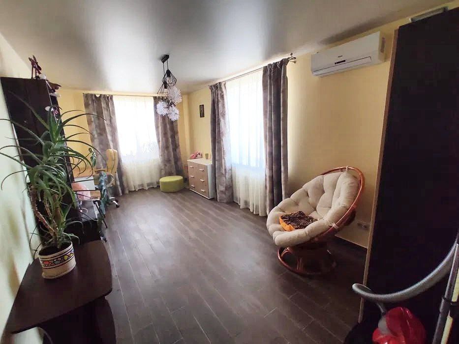 Продаж 2-кімнатної квартири 56 м², Прокоф'єва вул.