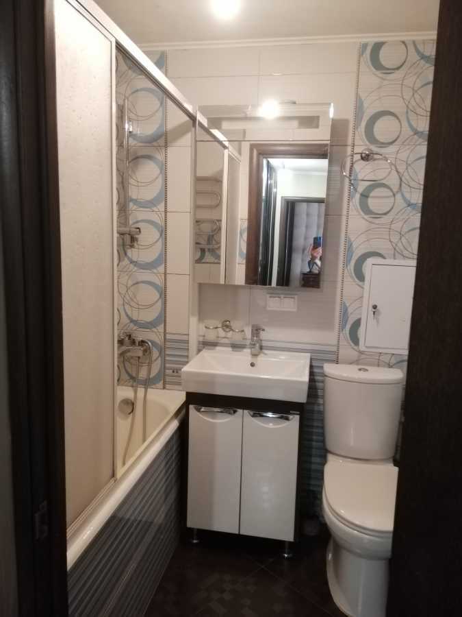 Продажа 2-комнатной квартиры 50.2 м², Верховинная ул., 82
