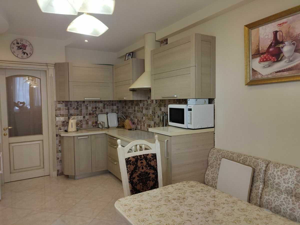 Продажа 3-комнатной квартиры 115 м², Героев Сталинграда просп., 53Б