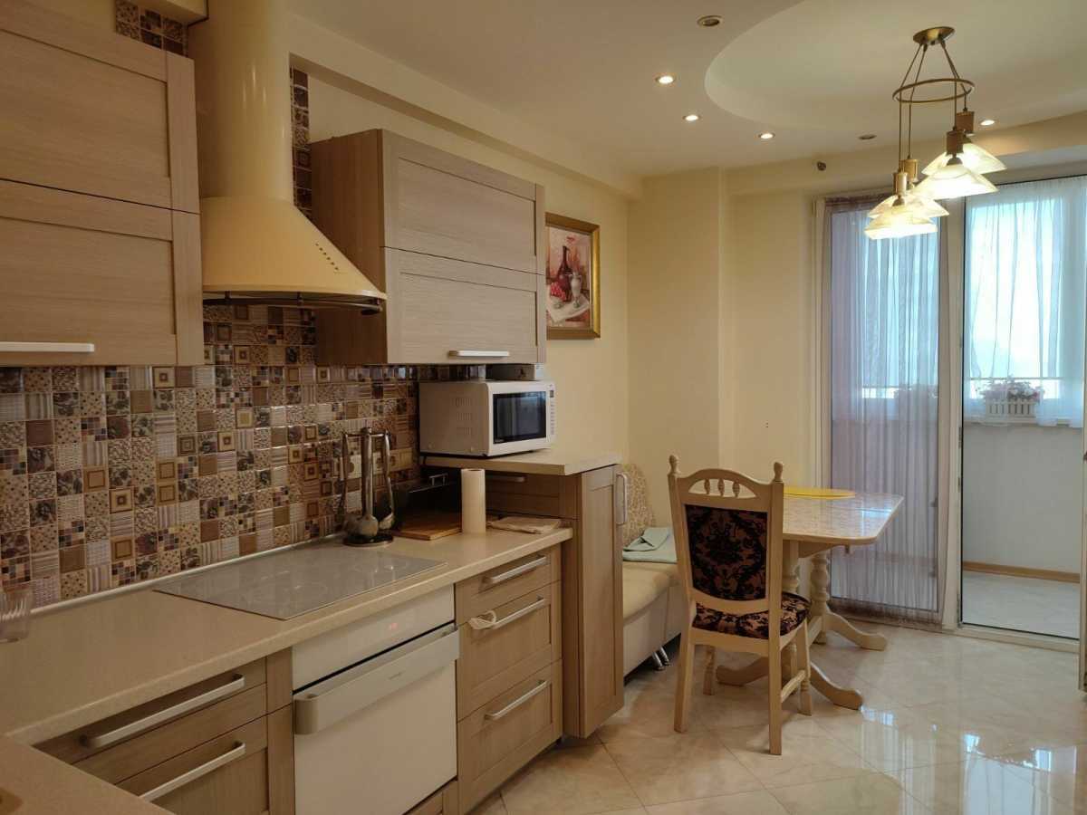 Продажа 3-комнатной квартиры 115 м², Героев Сталинграда просп., 53Б