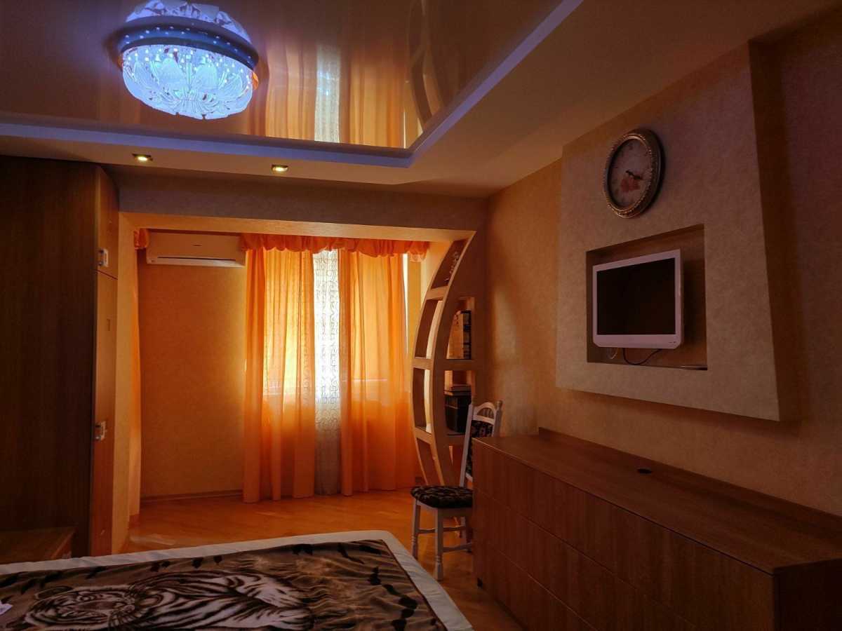 Продажа 3-комнатной квартиры 115 м², Героев Сталинграда просп., 53Б