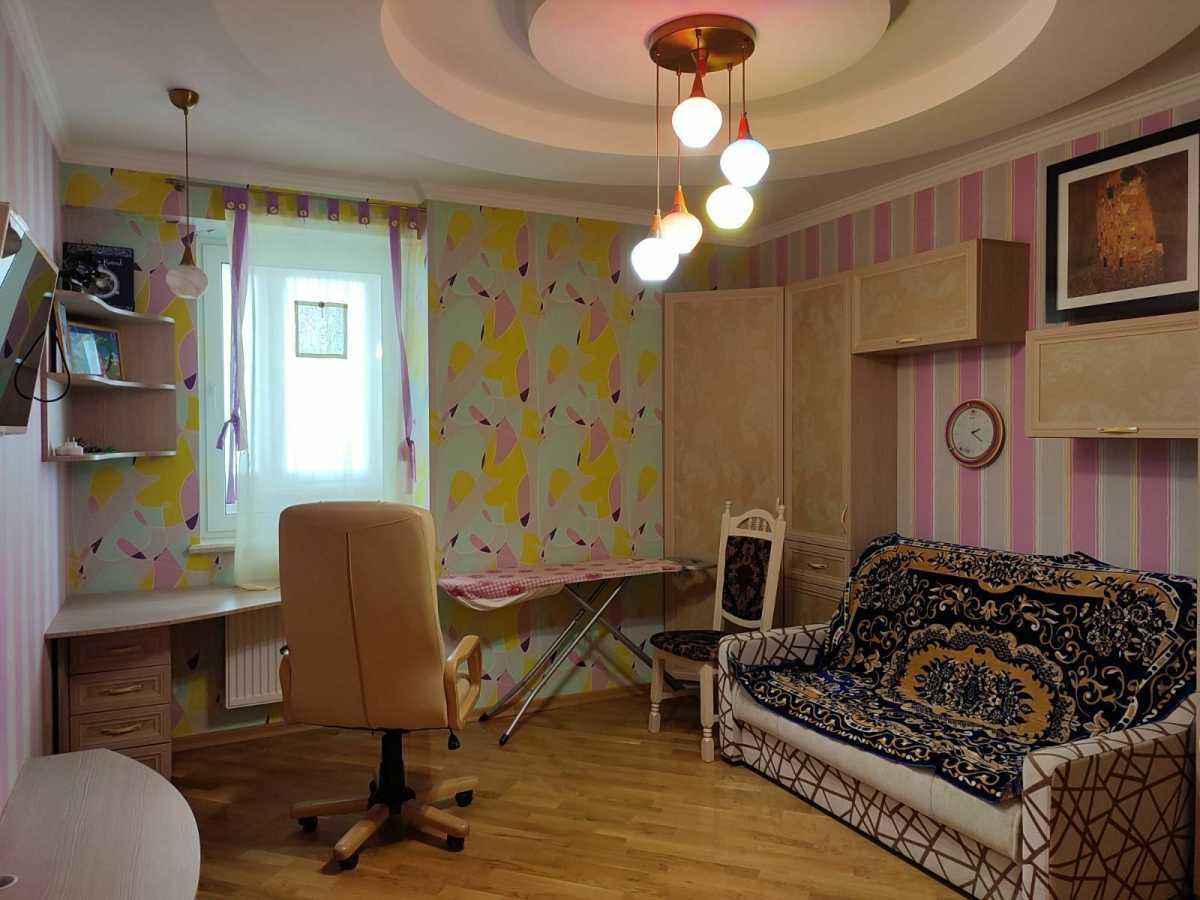 Продажа 3-комнатной квартиры 115 м², Героев Сталинграда просп., 53Б