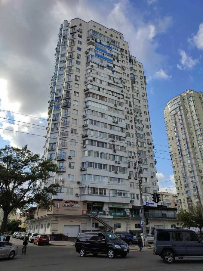 Продажа 3-комнатной квартиры 115 м², Героев Сталинграда просп., 53Б