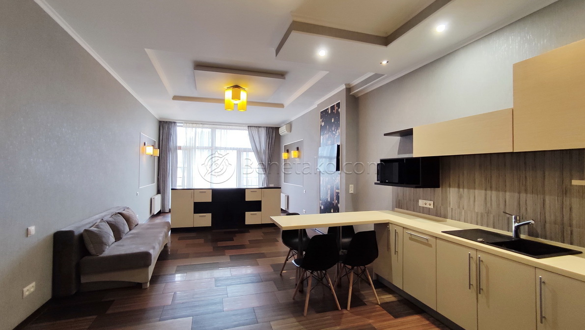 Оренда 1-кімнатної квартири 59 м², Гагарінське Плато вул.