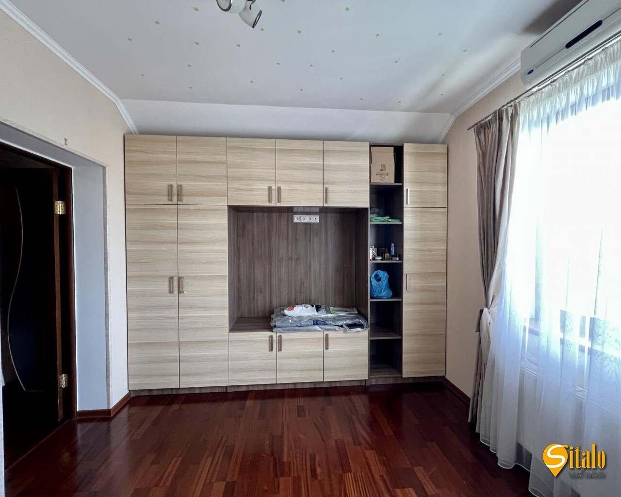 Продажа дома 200 м², 13-я Луговая ул.