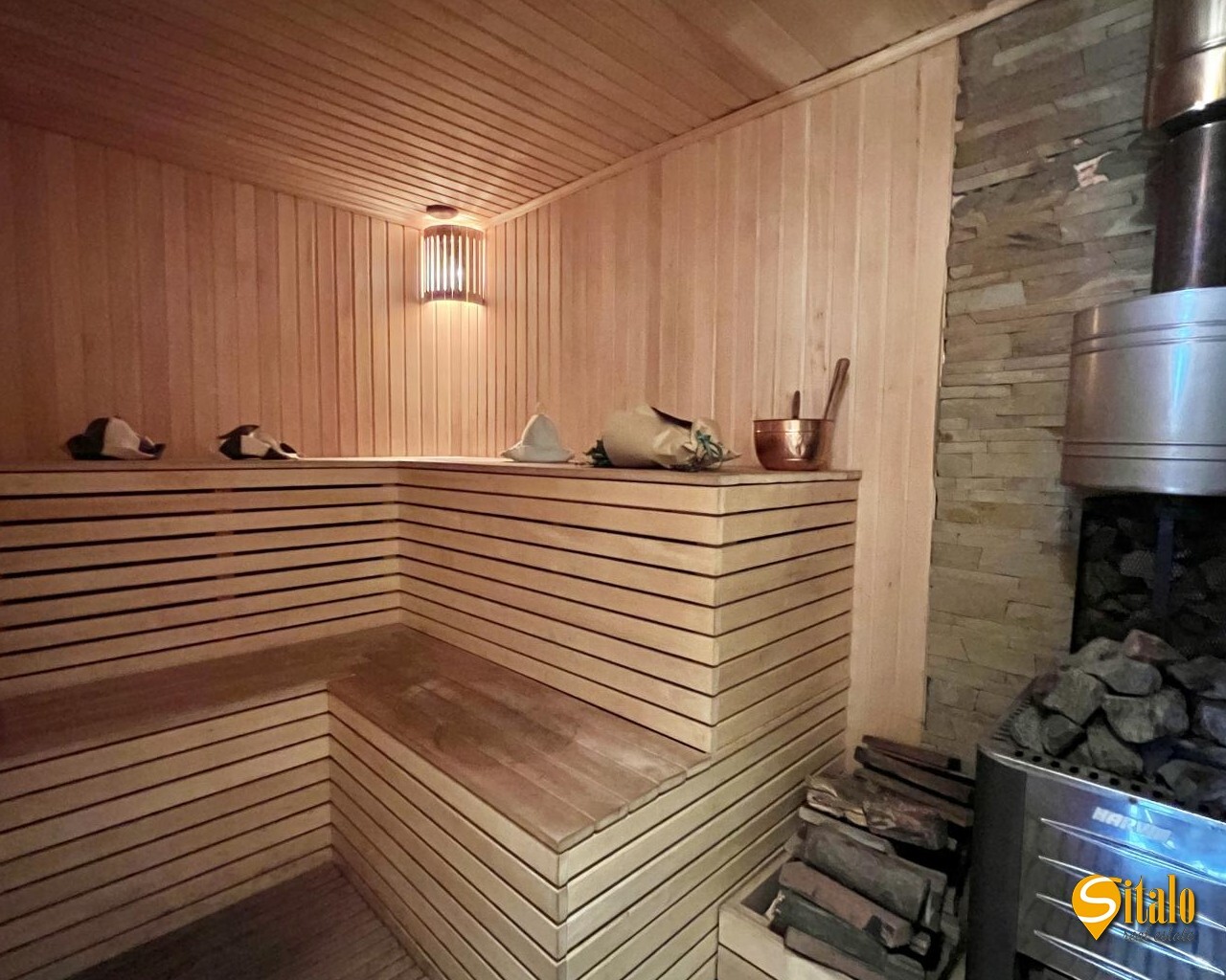 Продажа дома 200 м², 13-я Луговая ул.