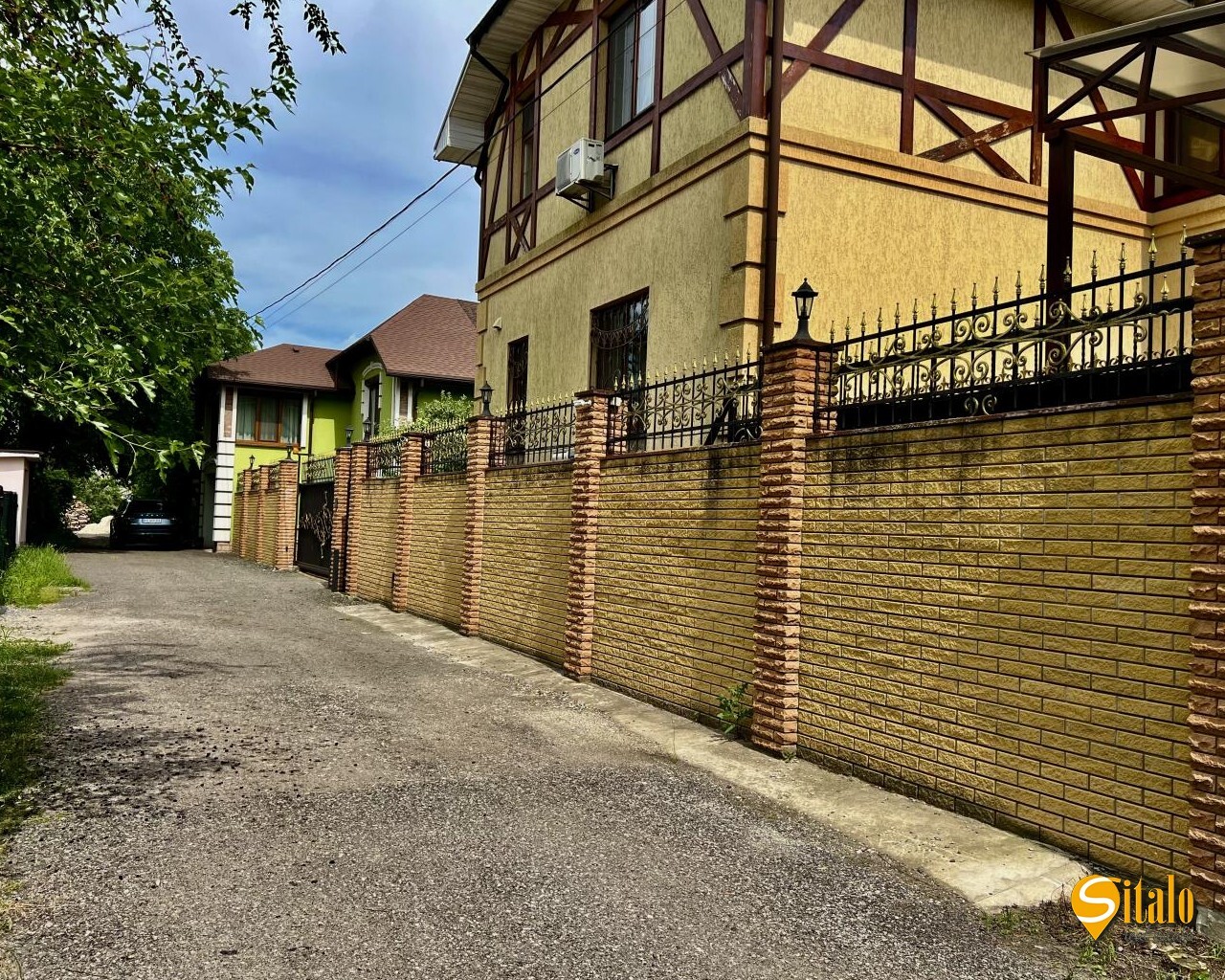 Продажа дома 200 м², 13-я Луговая ул.