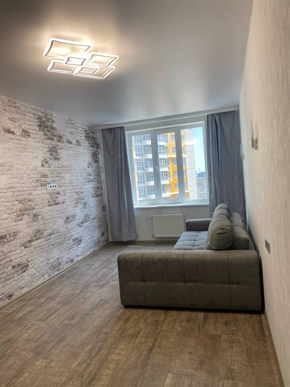 Оренда 2-кімнатної квартири 70 м², ЖК Чотири сезони, ДОМ 2