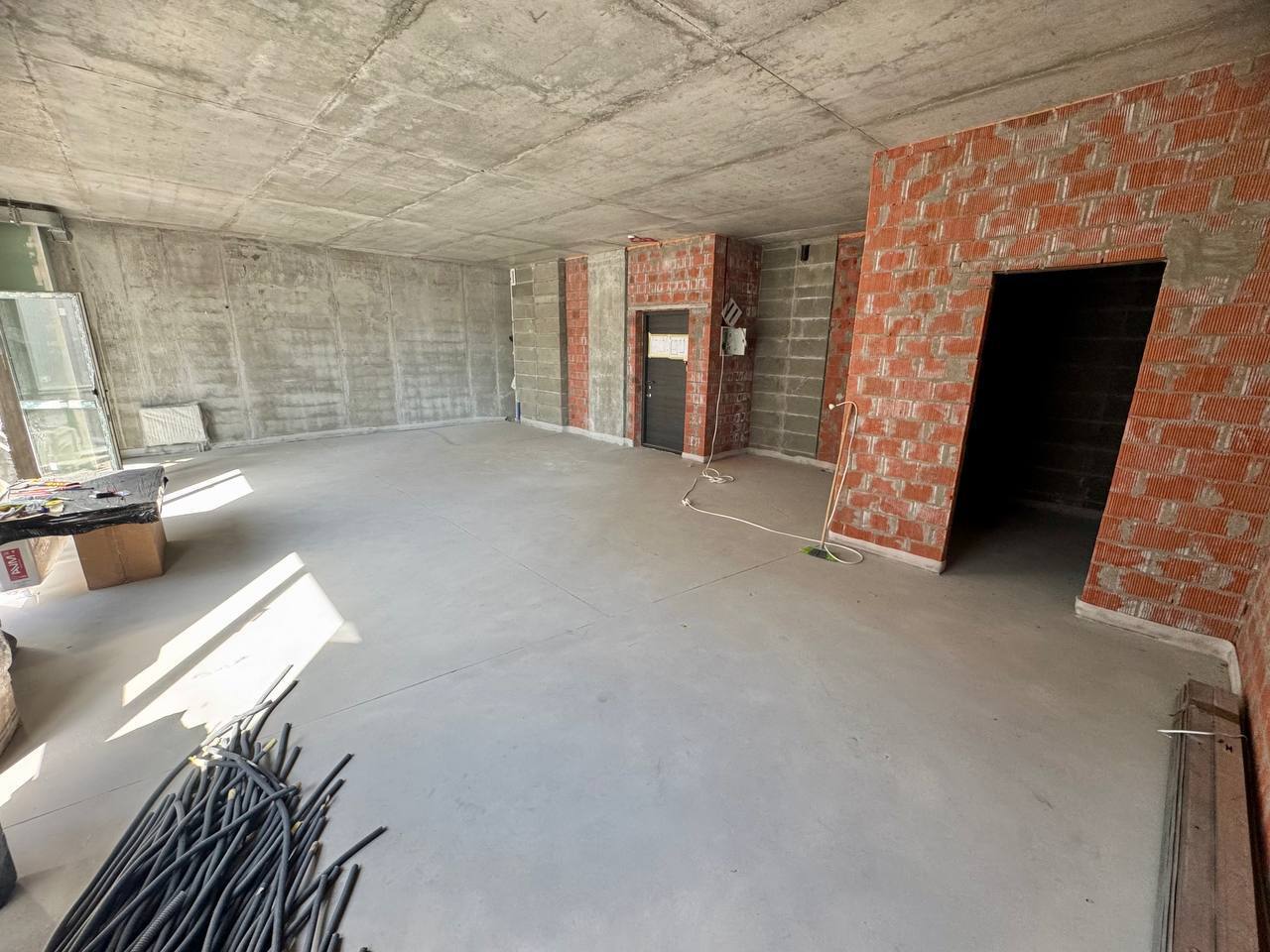 Продажа 3-комнатной квартиры 75 м², Костомаровская ул.