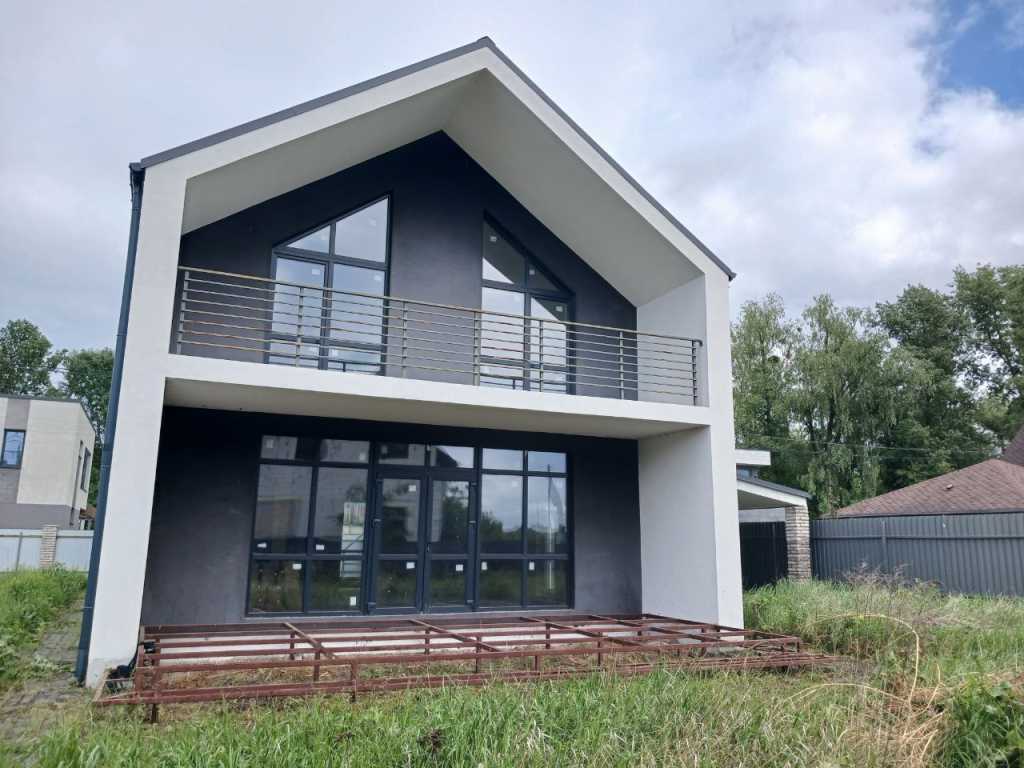 Продажа коттеджа 160 м², Деснянская