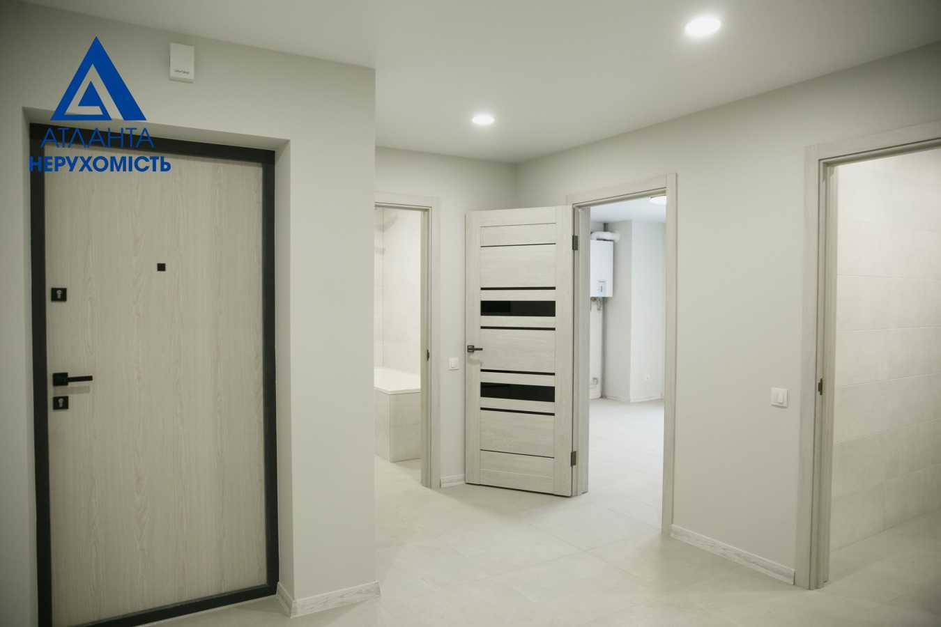 Продажа 2-комнатной квартиры 77.3 м², Князя Володимира, 22а