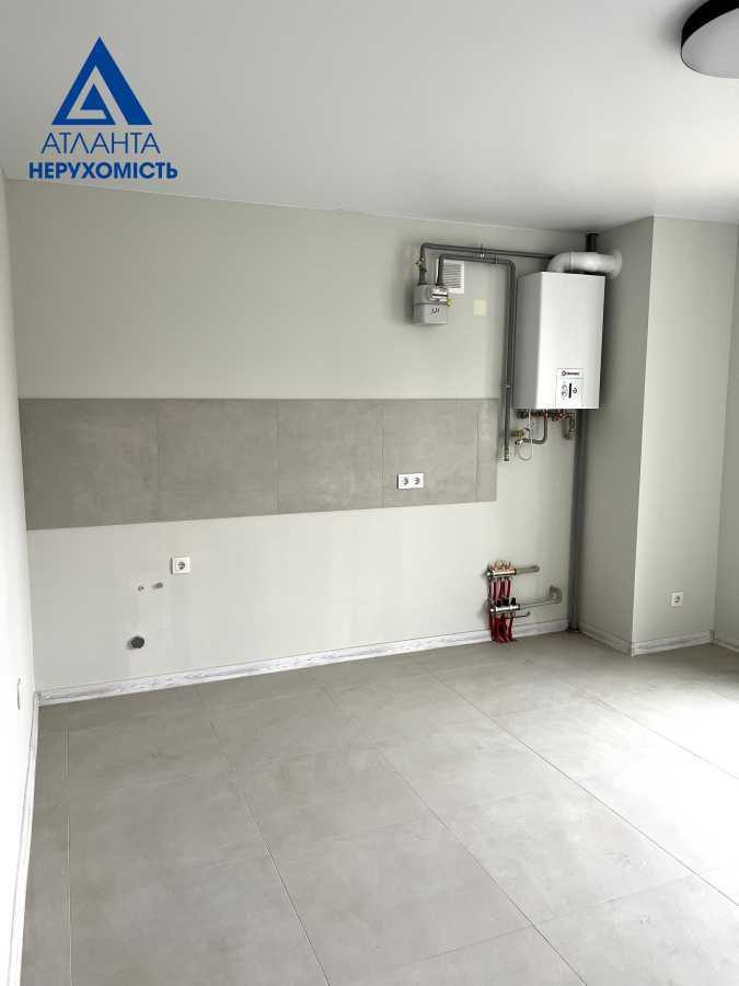 Продажа 2-комнатной квартиры 77.3 м², Князя Володимира, 22а