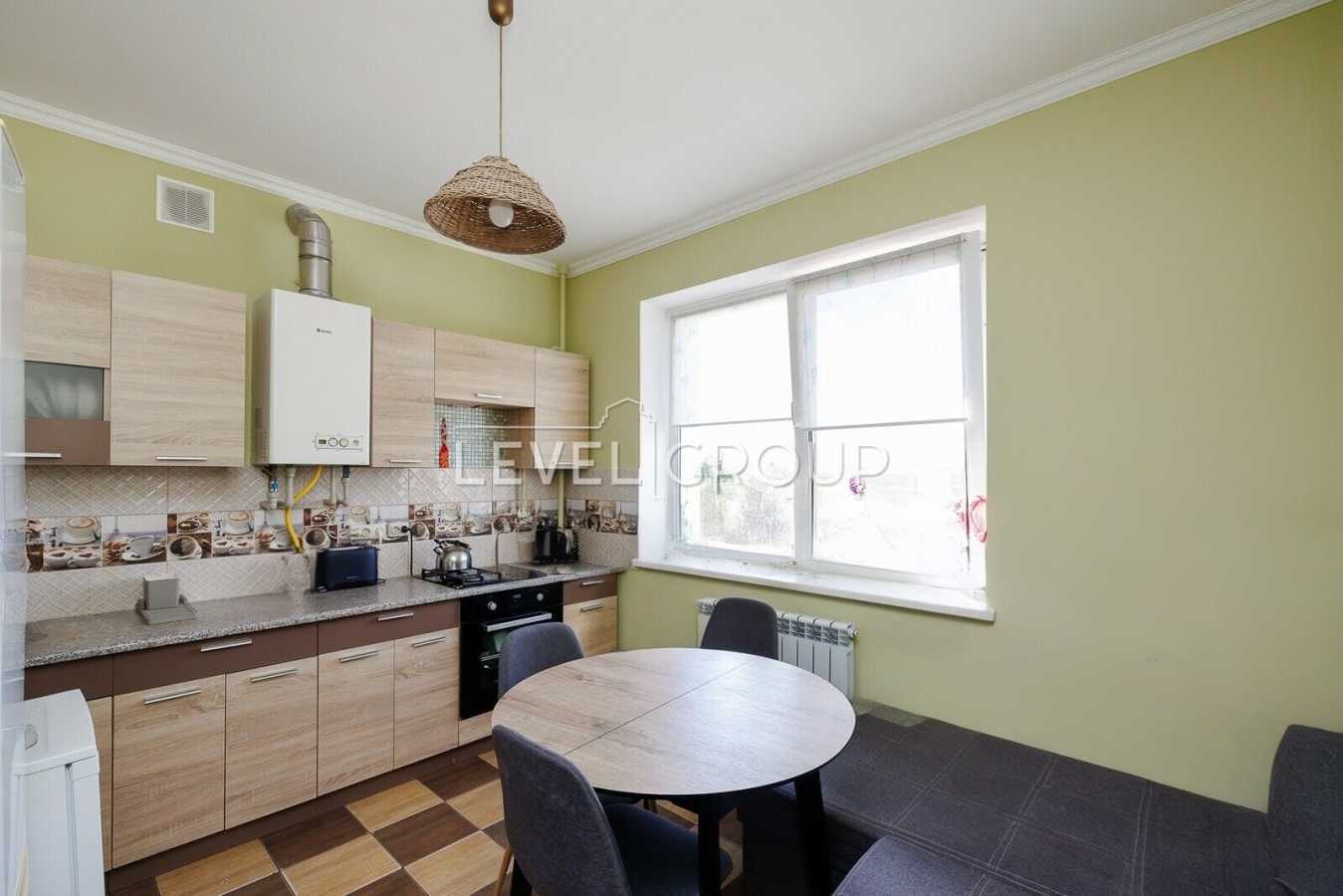 Продажа 2-комнатной квартиры 52 м², Зеленая ул., 27