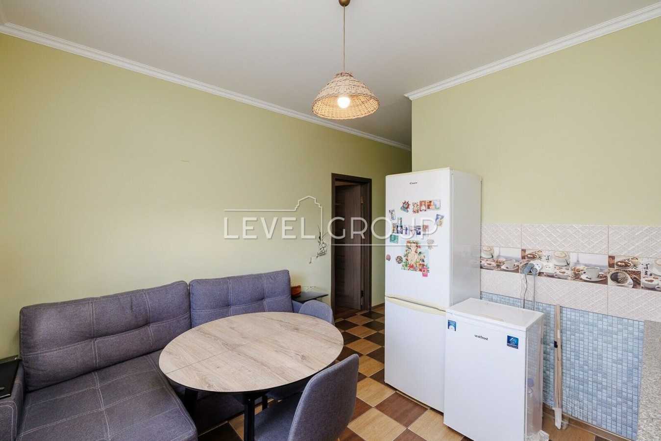 Продажа 2-комнатной квартиры 52 м², Зеленая ул., 27