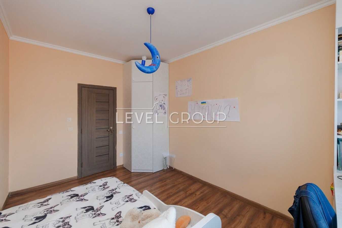 Продажа 2-комнатной квартиры 52 м², Зеленая ул., 27
