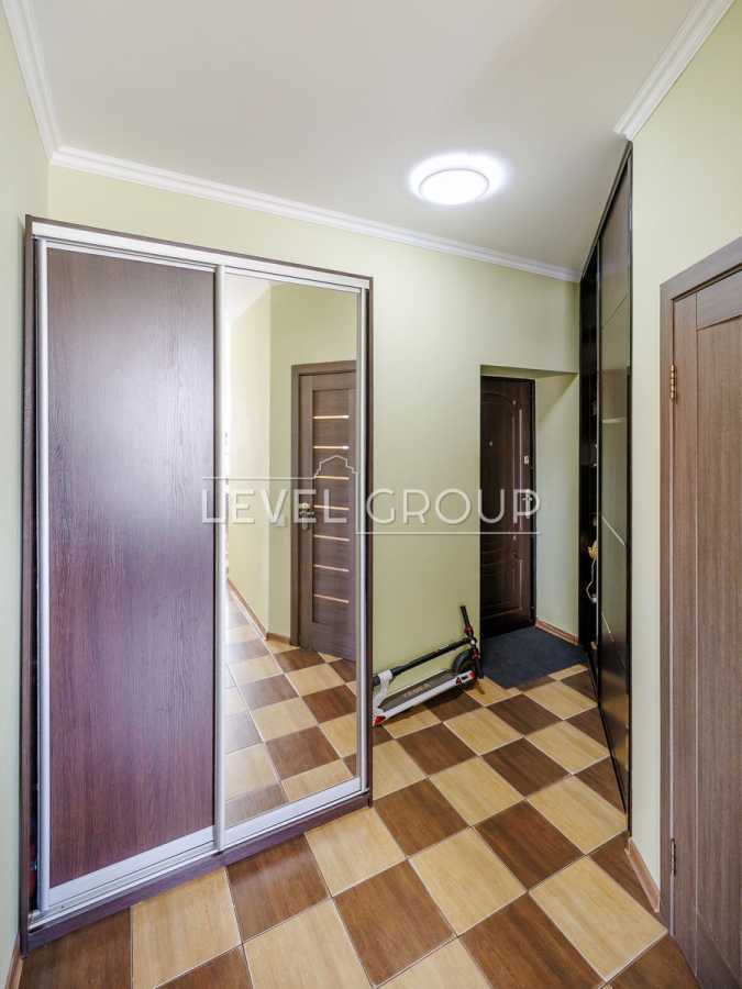 Продажа 2-комнатной квартиры 52 м², Зеленая ул., 27