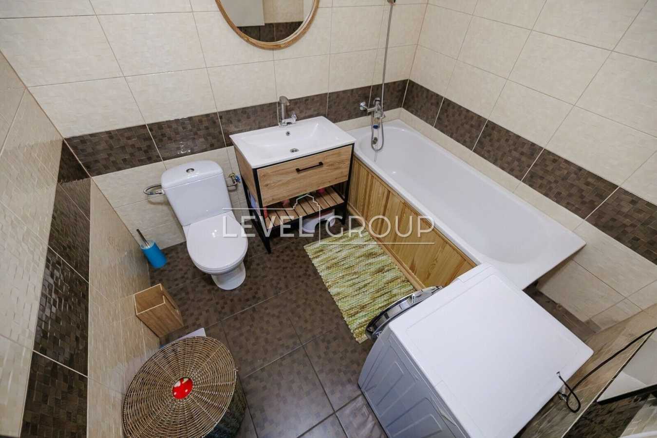 Продажа 2-комнатной квартиры 52 м², Зеленая ул., 27