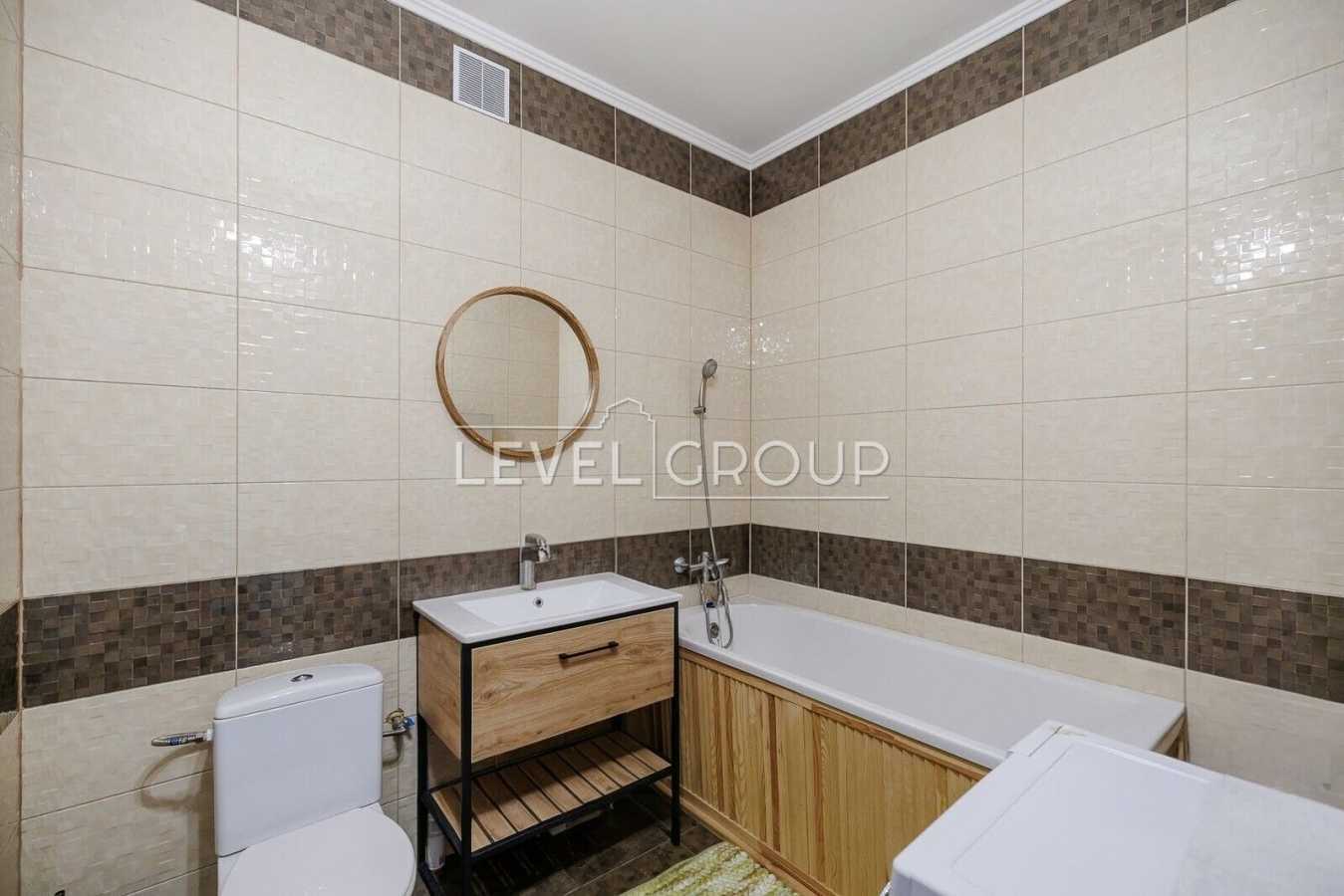 Продажа 2-комнатной квартиры 52 м², Зеленая ул., 27
