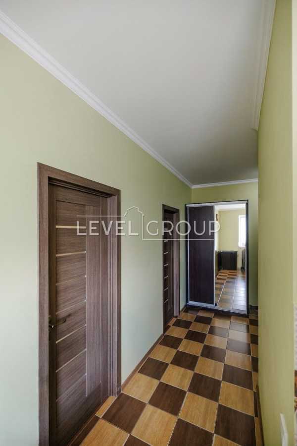 Продажа 2-комнатной квартиры 52 м², Зеленая ул., 27