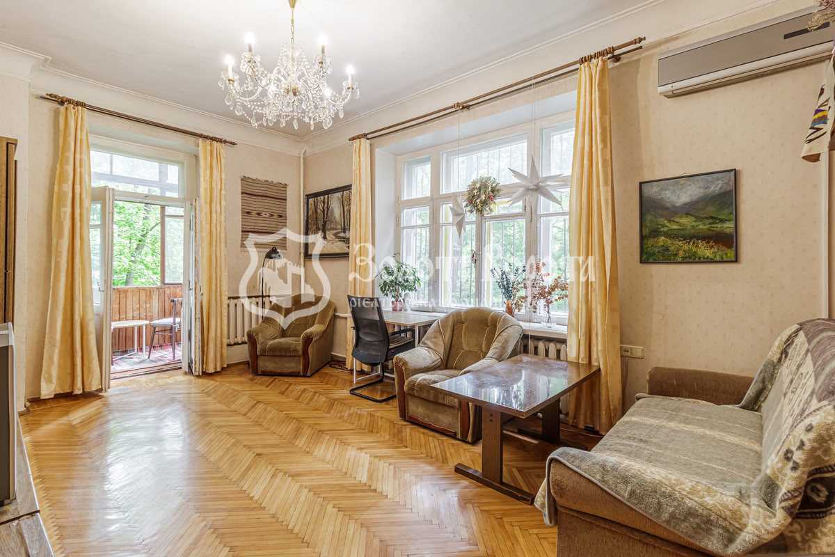 Продаж 2-кімнатної квартири 52.1 м², Костьольна вул., 6