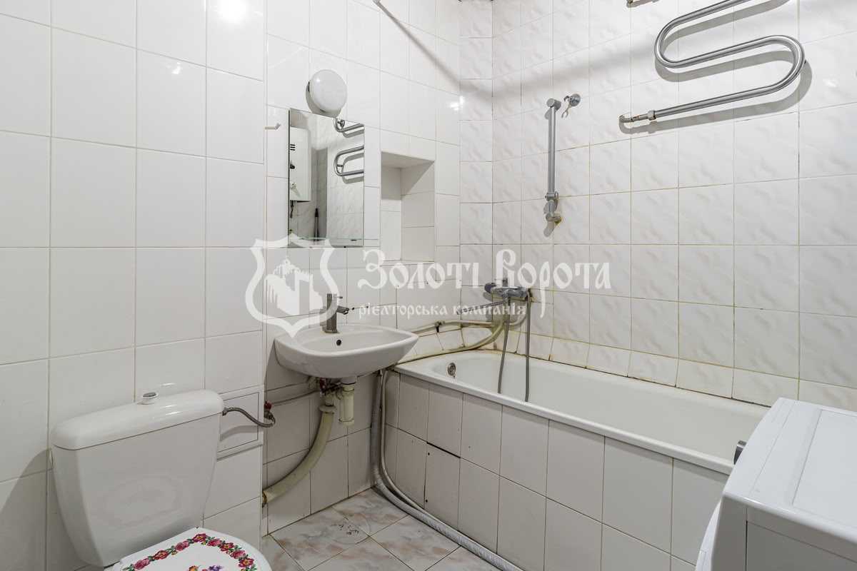 Продаж 2-кімнатної квартири 52.1 м², Костьольна вул., 6