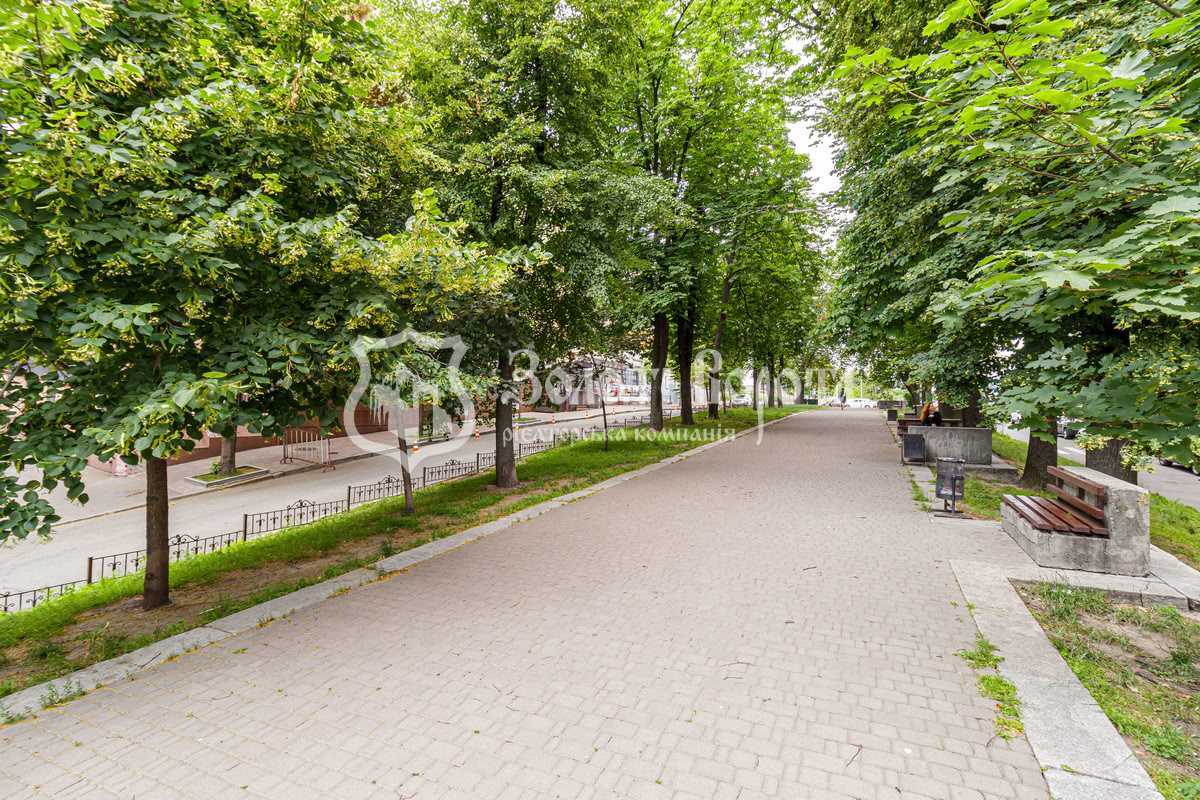 Продаж 2-кімнатної квартири 52.1 м², Костьольна вул., 6