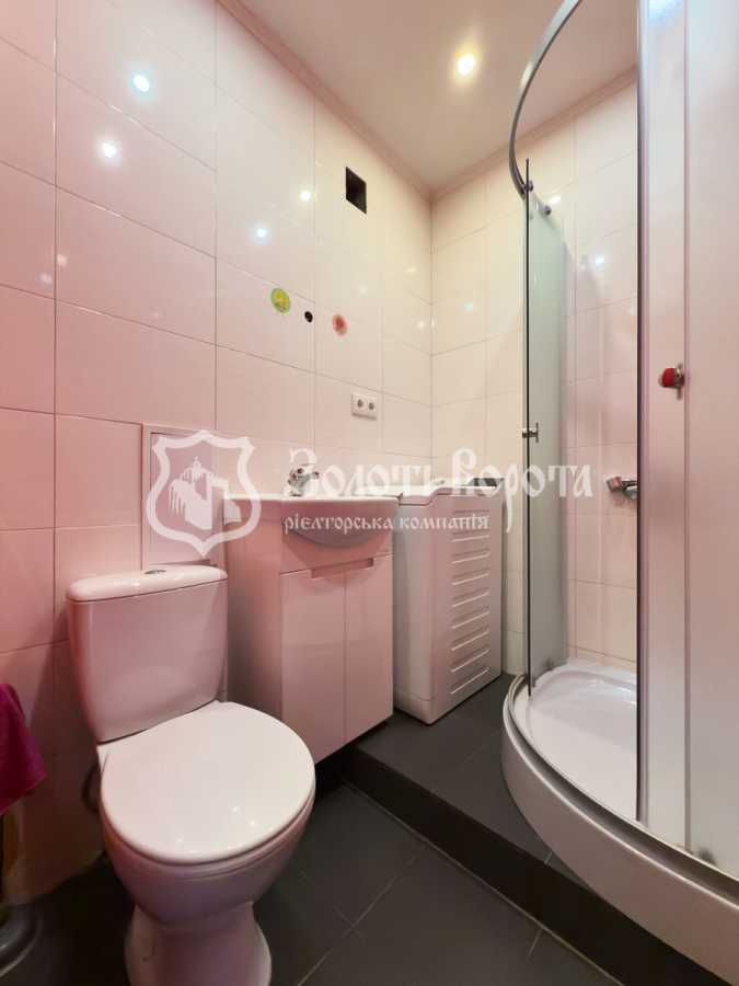 Продаж 2-кімнатної квартири 48 м², Бастіонний пров., 11