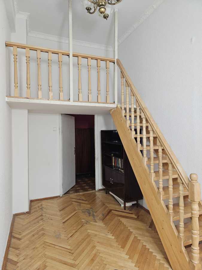 Продаж 3-кімнатної квартири 74 м², Володимирська вул.