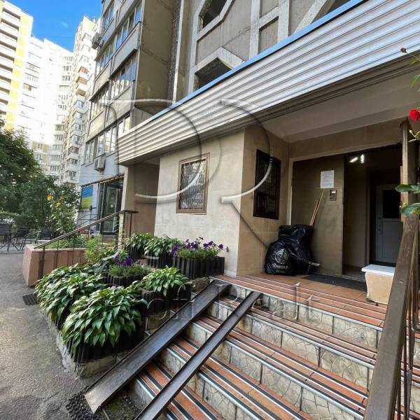 Продажа 3-комнатной квартиры 104 м², Петра Григоренко просп., 36А