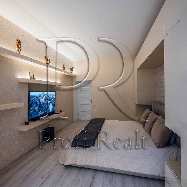 Продажа 2-комнатной квартиры 52 м², Попудренко ул., 18А