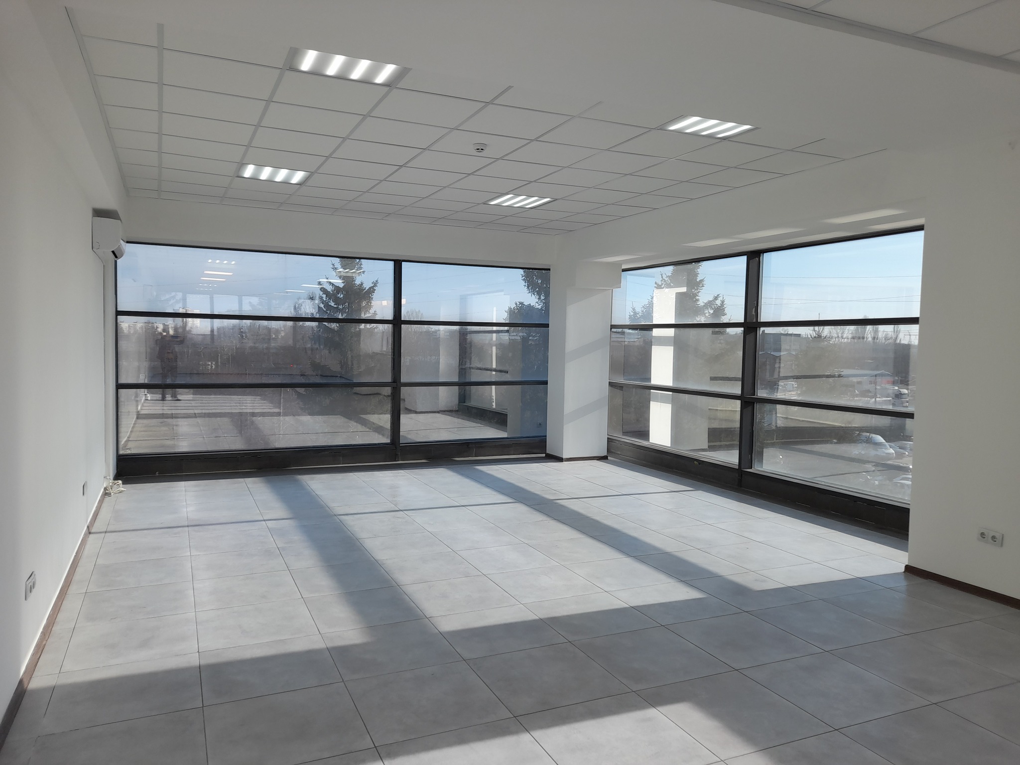Аренда офиса 112 м², Киевская ул., 4