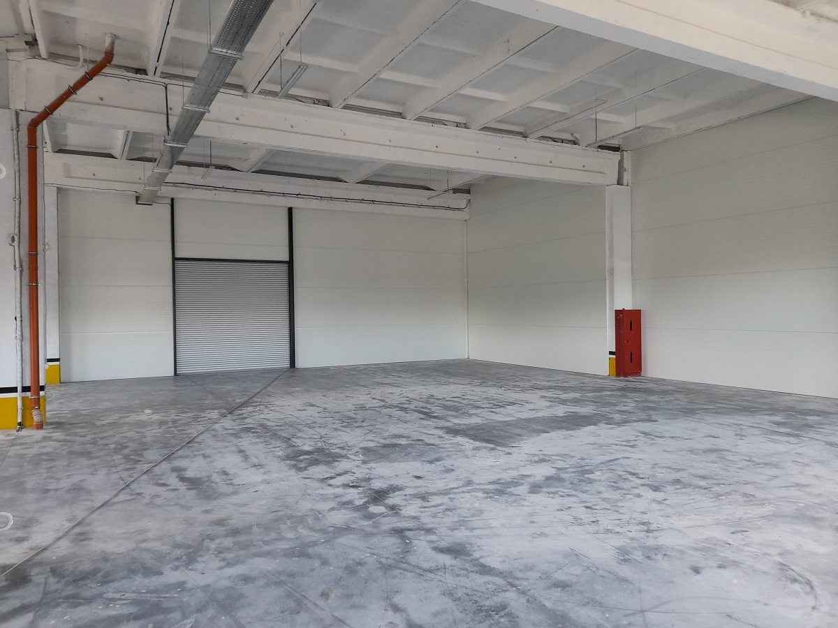 Аренда склада 5300 м², Депутатская ул.
