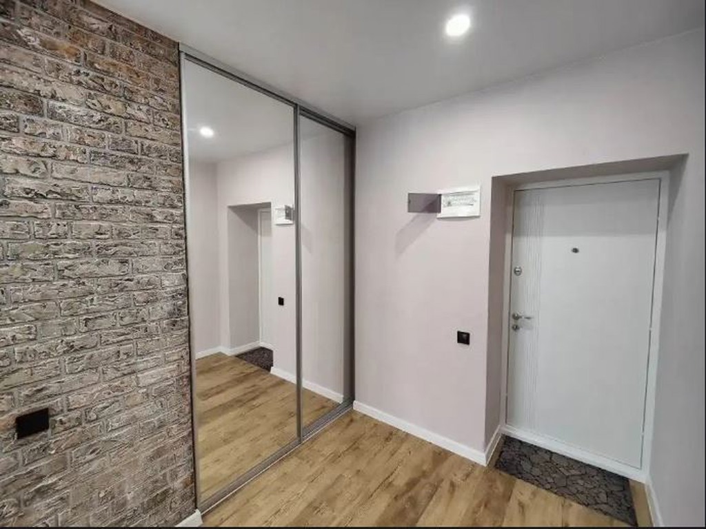 Продажа 1-комнатной квартиры 37 м², Мира просп., 2К