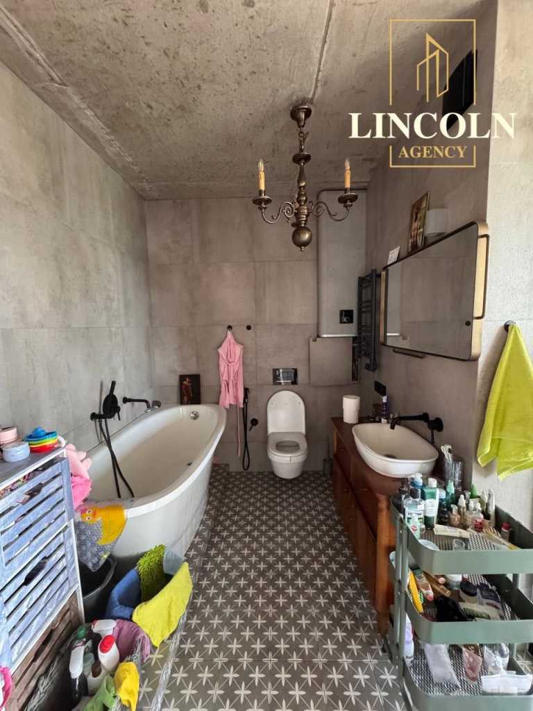 Продажа 2-комнатной квартиры 60 м², Ватутина ул., 111
