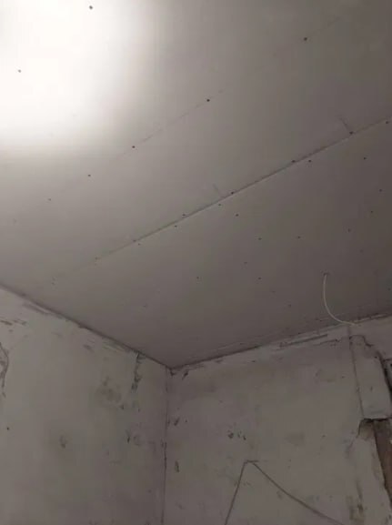 Продаж 2-кімнатної квартири 18.2 м², Воскресенська вул.