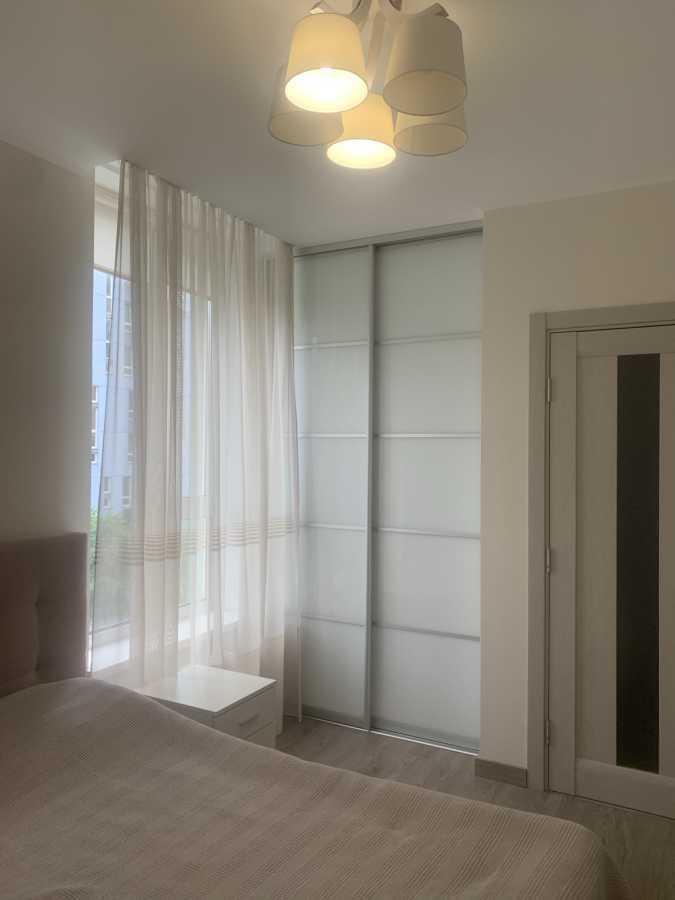 Продажа 3-комнатной квартиры 52 м², Воззєднання, 17к2