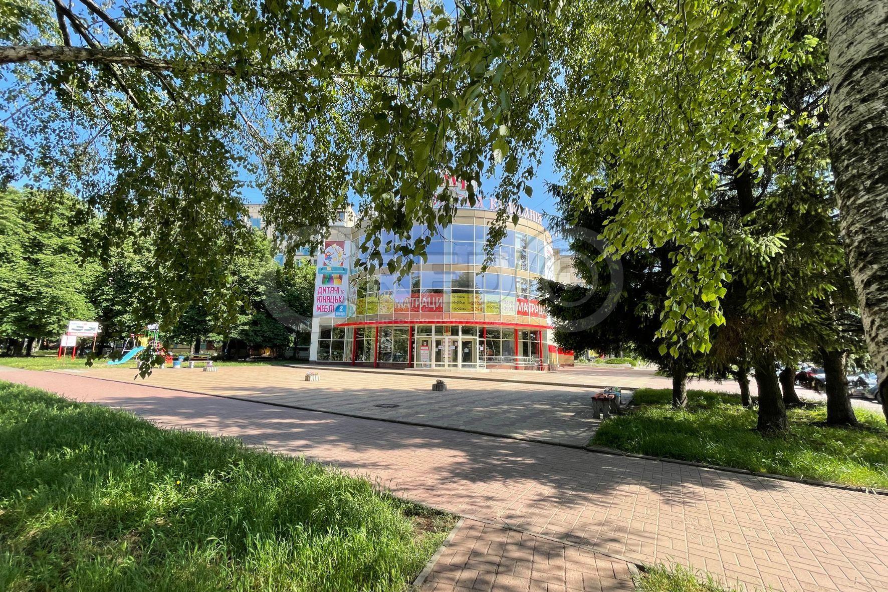 Аренда торгового помещения 2106 м², Электрозаводская ул.