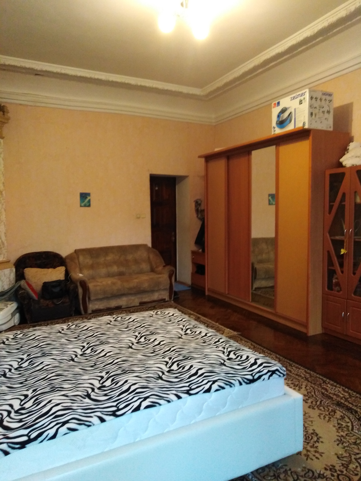 Продаж 4-кімнатної квартири 181 м², Коблевская вул.
