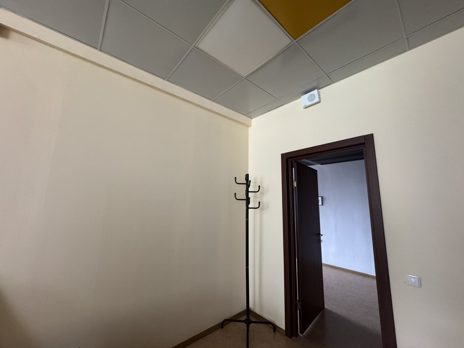 Аренда офиса 54 м², Академика Крымского ул., 4А