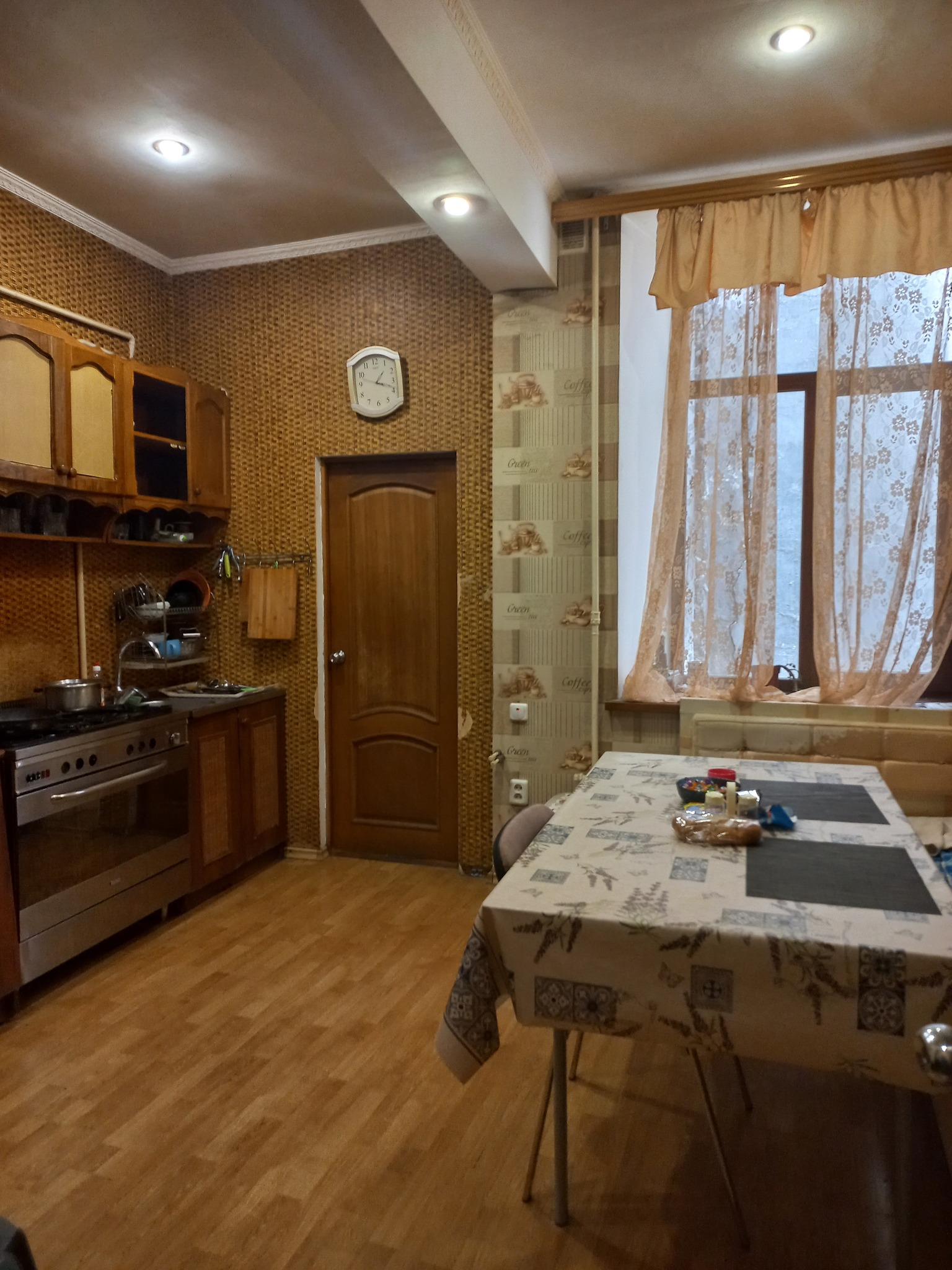 Продаж 4-кімнатної квартири 181 м², Коблевская вул.