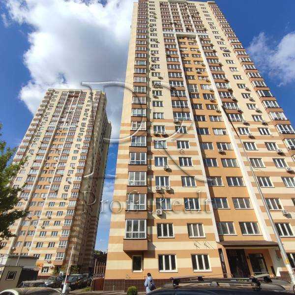 Продаж 2-кімнатної квартири 68 м², Краківська вул., 27