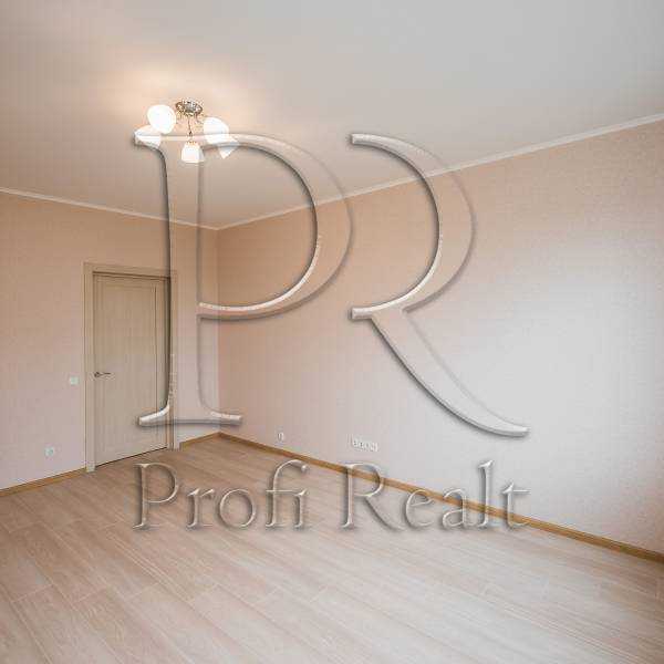Продаж 2-кімнатної квартири 68 м², Краківська вул., 27