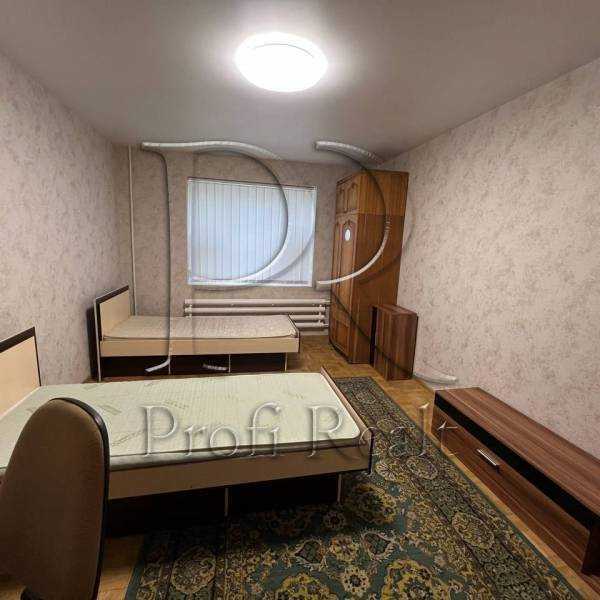 Продаж 5-кімнатної квартири 99 м², Тростянецька вул., 3