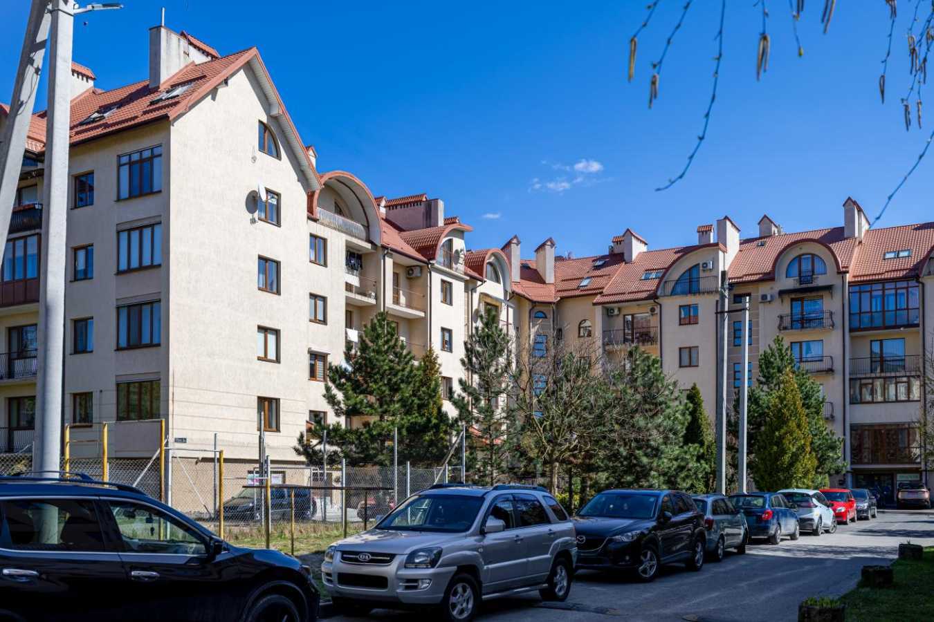 Продажа 3-комнатной квартиры 125 м², Тичини
