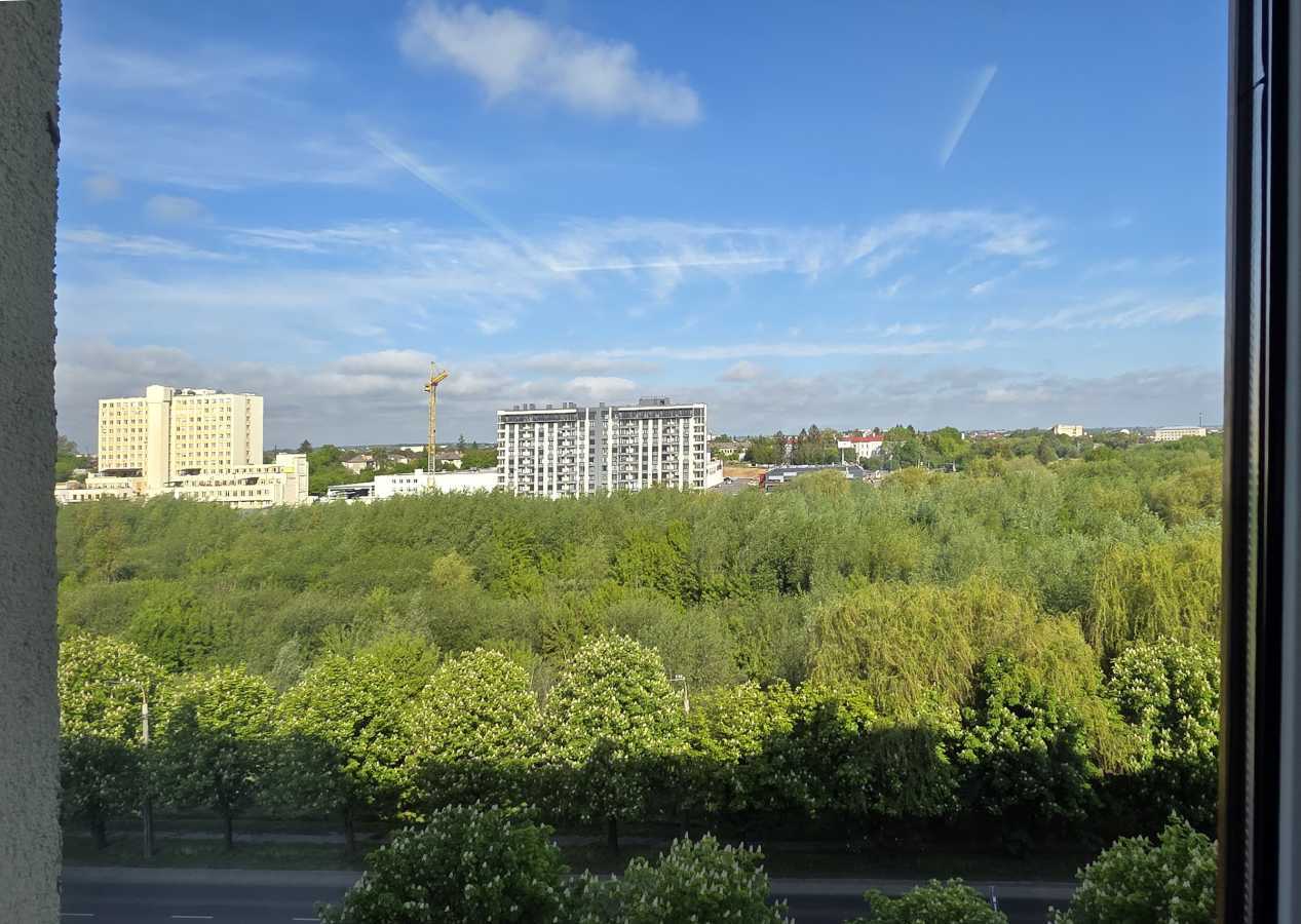 Продаж 3-кімнатної квартири 89 м², Набережна вул., 10